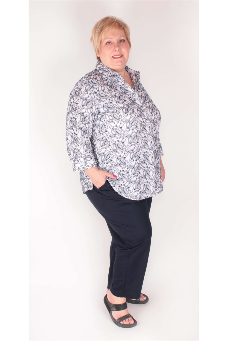 Chemise Zoey à manches 3 / 4 à oeillets bleu marine / blanche Zoey